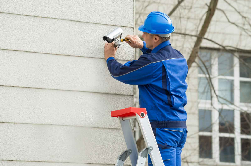 security camera installer