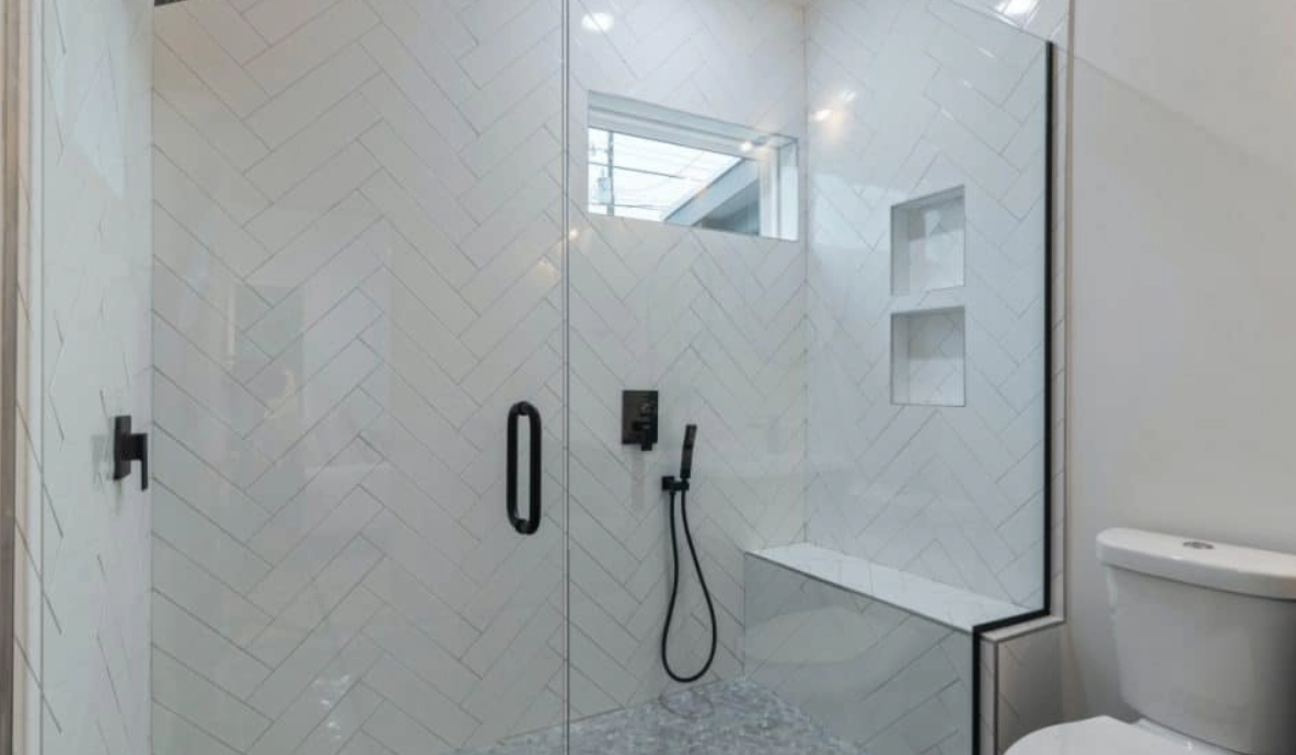 Frameless shower doors