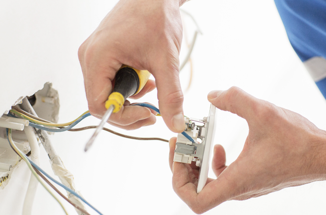 residential electrician Toronto